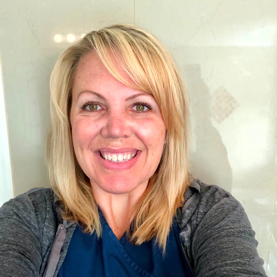 Book Services in West Palm Beach, FL with Carrie (CARRIE76462)