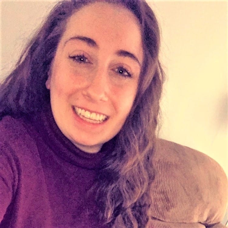 book-services-in-west-hartford-ct-with-kayla-m-kayla02691