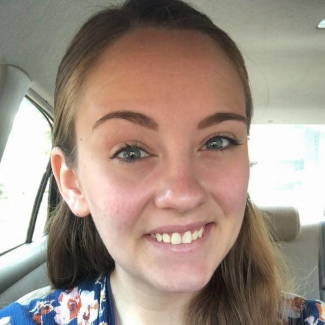 Book Services in Columbus, OH with Ava W (AVA93269)