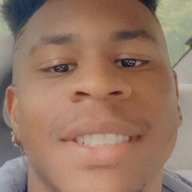 Book Services in Owings Mills, MD with Donte C (DONTE07521)