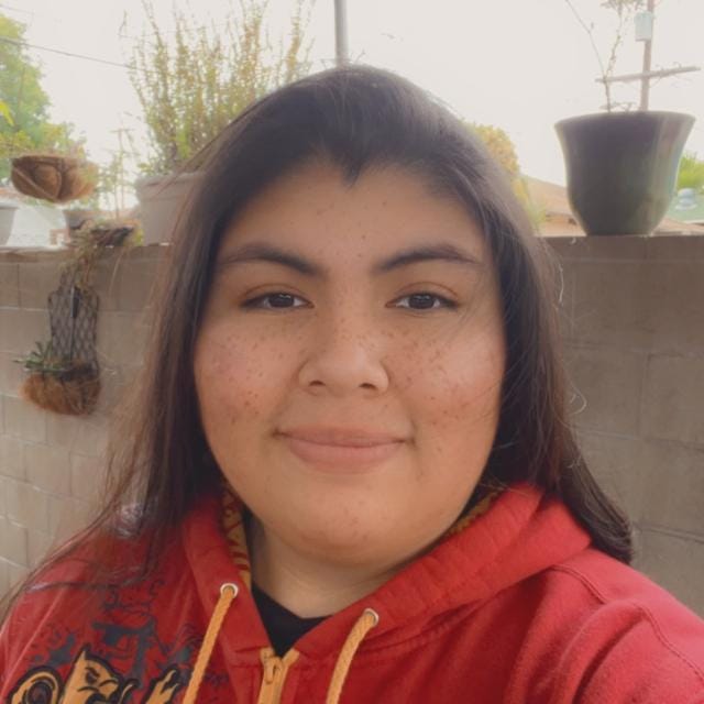 Book Services in Los Angeles, CA with Joselyn P (JOSELYN80784)